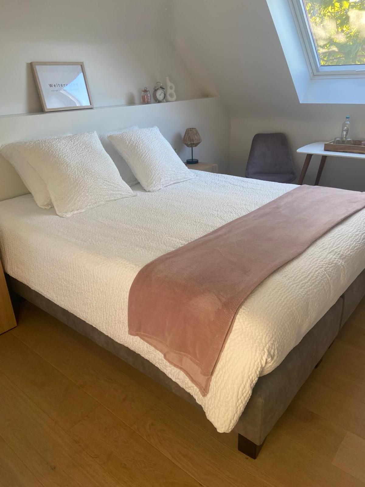 Huyze Vinteling Bed and Breakfast Υπρ Εξωτερικό φωτογραφία